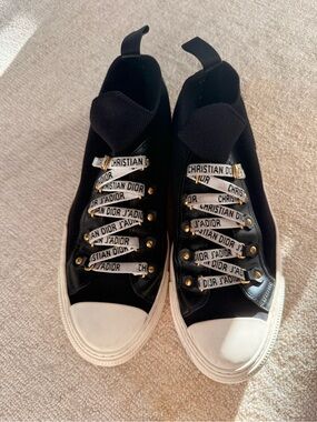 Dior Women’s Size 9.5 Walk N Dior Sneakers